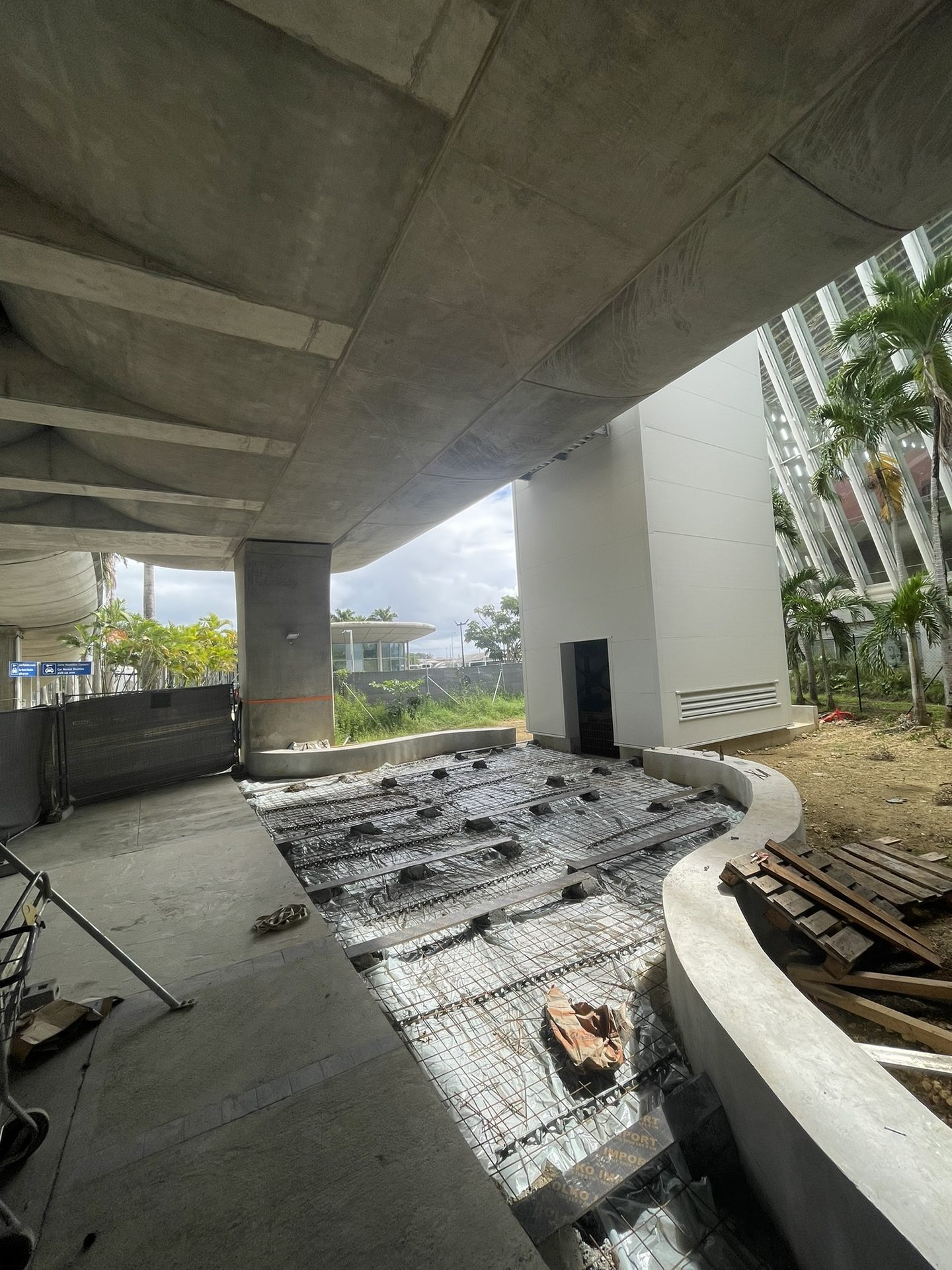 bma erp aeroport pole caraibes ascenseurs exterieurs vue 03