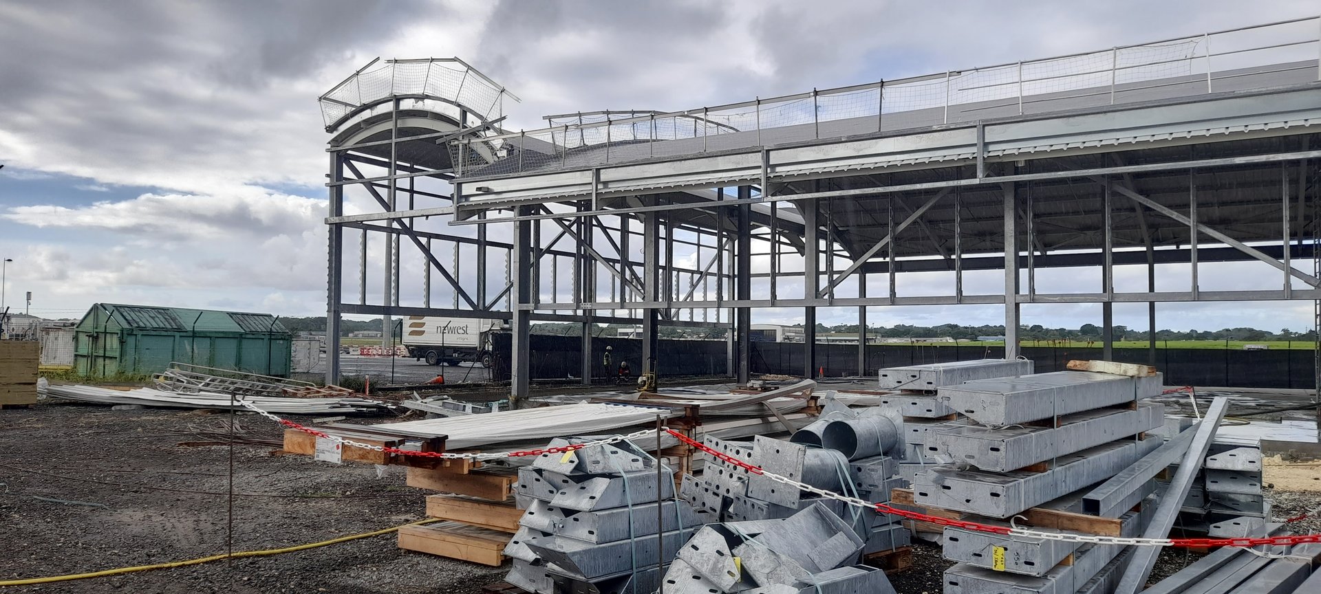 Pôle Caraïbes Tri-Bagage — Les Abymes